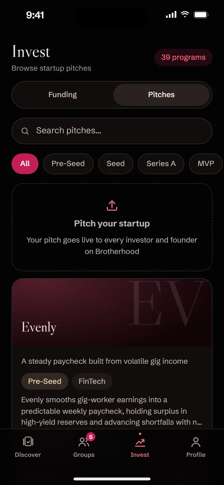 The pitch shelf: startups seeking funding, with stage, traction and team size.